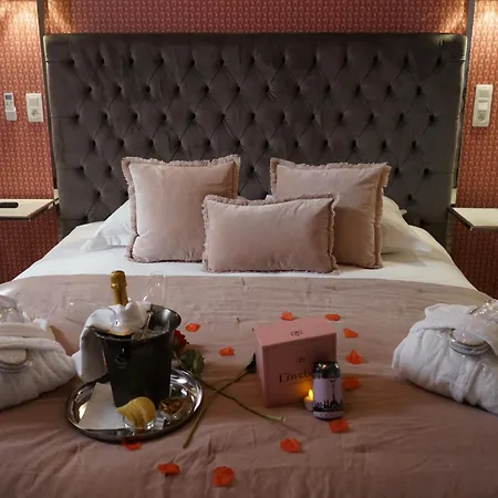 Mademoiselle Liebeshotel *
