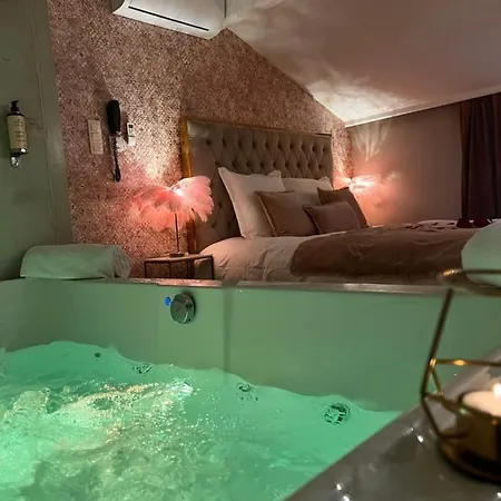 Mademoiselle Love hôtel