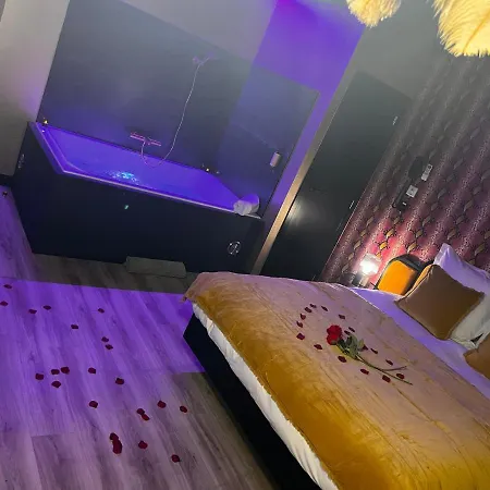 Mademoiselle * Liège