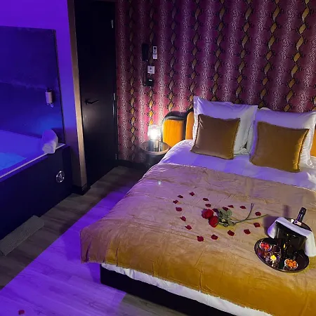 Love hôtel Mademoiselle