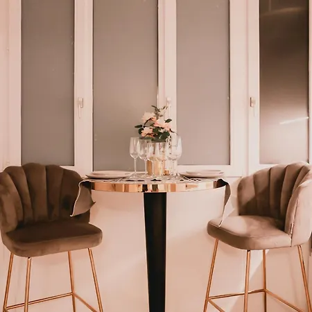 Love hôtel Mademoiselle