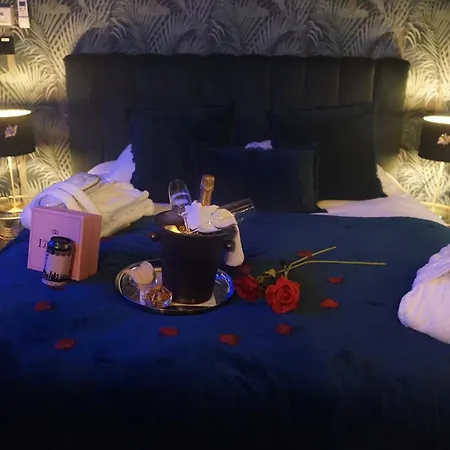 Mademoiselle Love hotel Liege