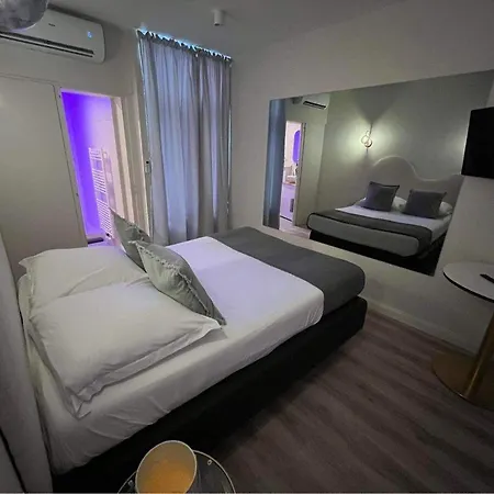 Mademoiselle Love hotel Liege