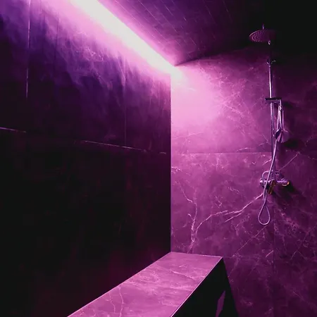 Mademoiselle Love hôtel *