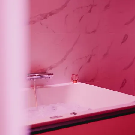 Mademoiselle Love hotel Liegi