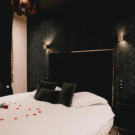 Mademoiselle Love hôtel *