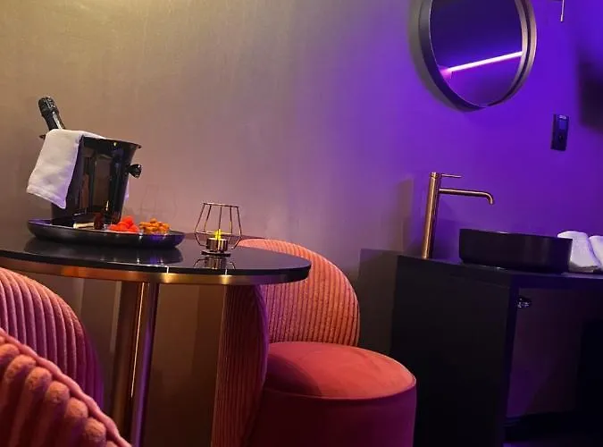 Mademoiselle Love hôtel *