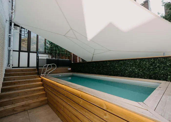 Mademoiselle * Liège