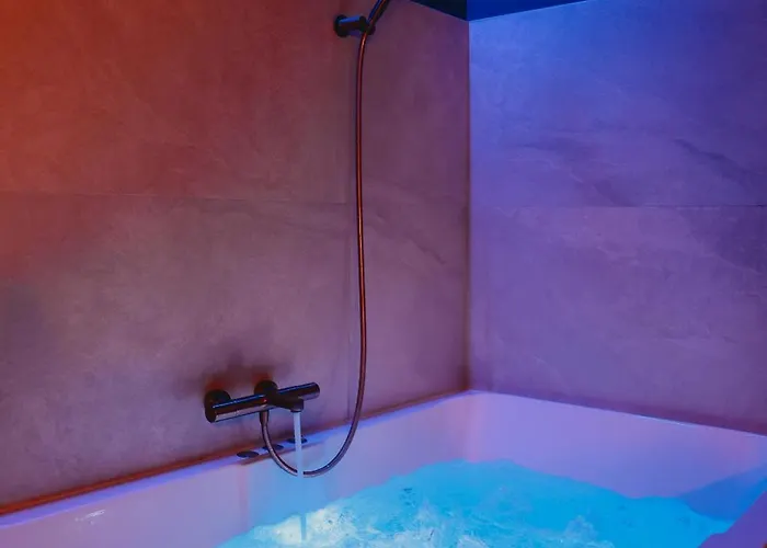 Love hôtel Mademoiselle *