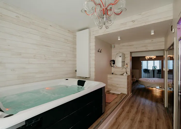 Mademoiselle Love hôtel Liège